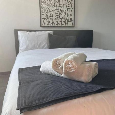 Lovely Flat In The Center 36 Apartment Tel Aviv Ngoại thất bức ảnh